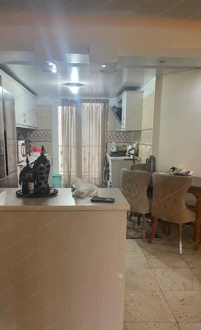 🏠 آپارتمان ۱۳۶ متری سه‌خوابه شاهین ✨ جنوبی با پارکینگ و آسانسور