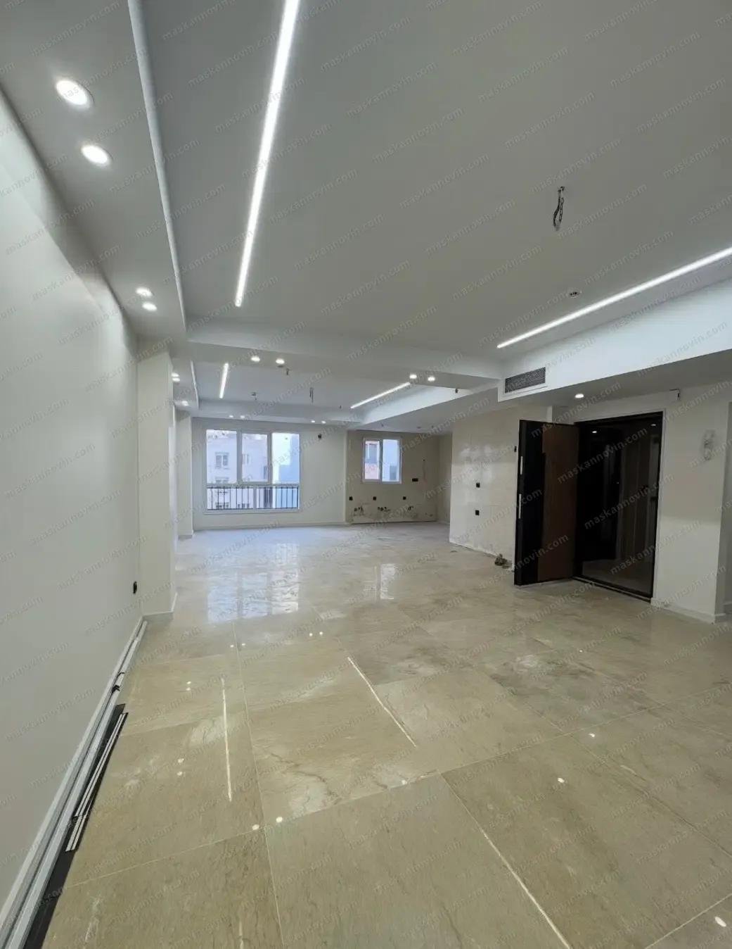 🏠 آپارتمان ۱۲۸متری بازسازی‌شده پونک ✨ جنوبی، دو خواب، نمای مدرن