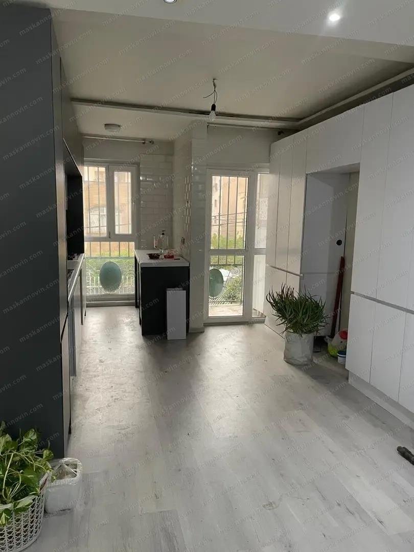 🏠 آپارتمان ۶۸ متری بازسازی‌شده مرزداران ✨ سند تک‌برگ