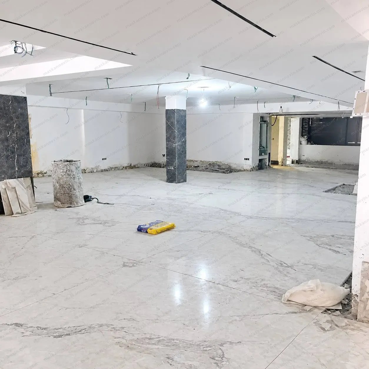 تصویر ملک 🏠 فضای ورزشی ۱۳۸۴ متری بازسازی‌شده در جردن